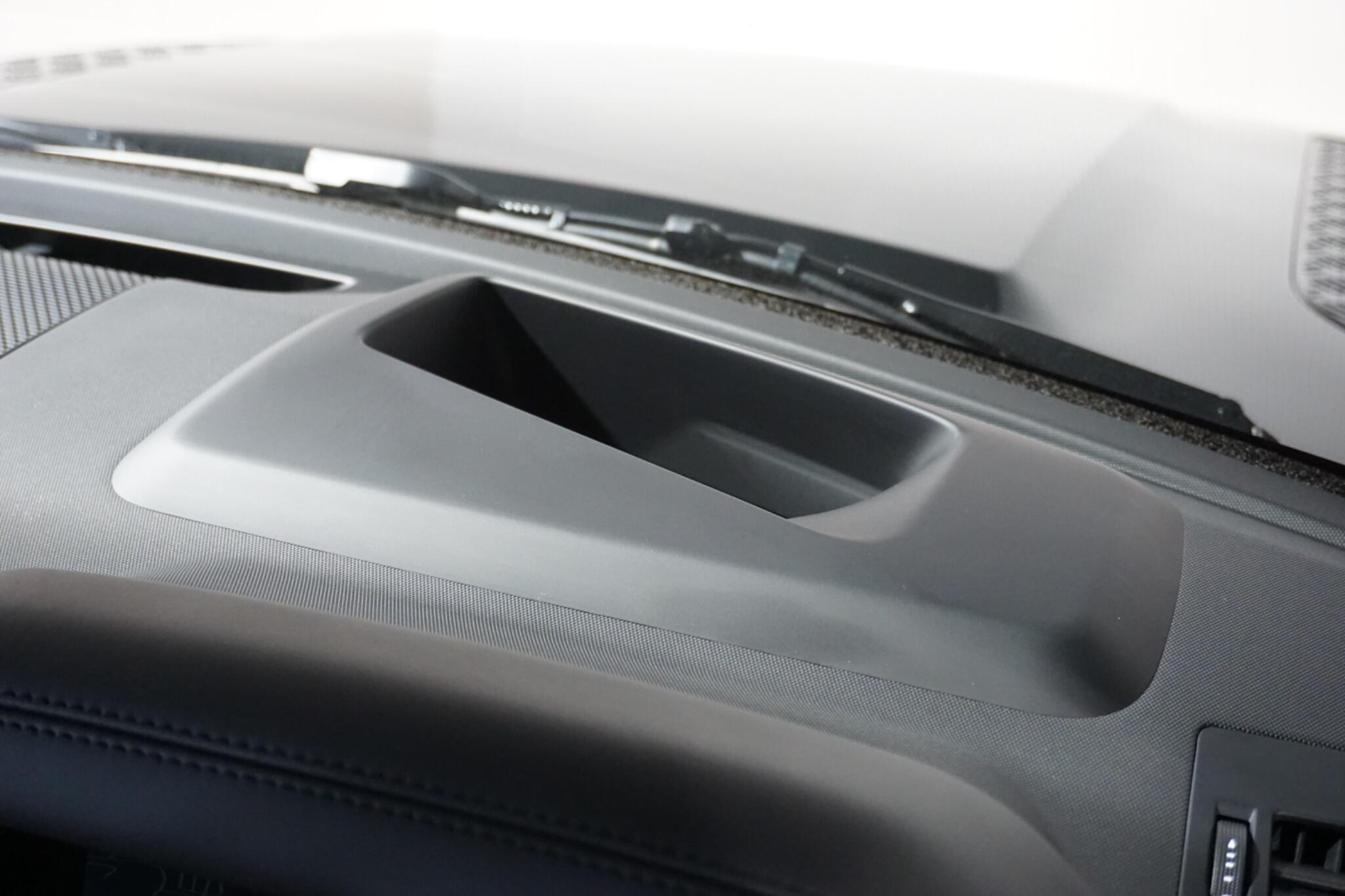 Land Rover Defender 110 3.0 D350 MHEV X-Dynamic HSE SUV 5dr Diesel Auto 4WD Euro 6 (s/s) (350 ps)